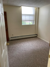 181 Main St in Whitesboro, NY - Foto de edificio - Building Photo