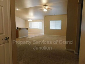 3006 1/2 Oakwood Dr in Grand Junction, CO - Building Photo - Building Photo
