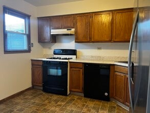 34320 Birch Ln in Gurnee, IL - Building Photo - Building Photo