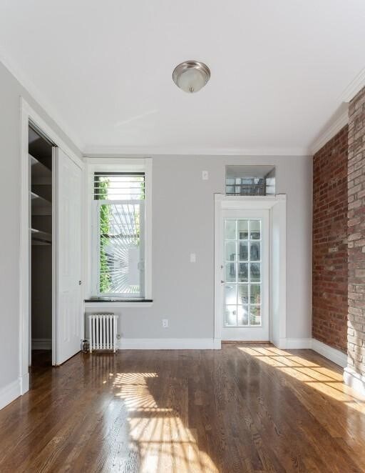 250 Mott St in New York, NY - Building Photo