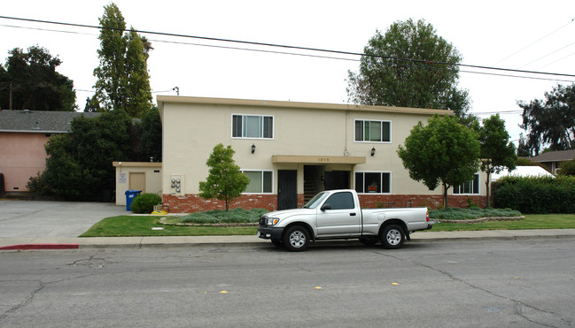 1010 E 2nd St in Benicia, CA - Building Photo - Building Photo