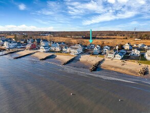176 Shore Rd in Clinton, CT - Building Photo - Building Photo