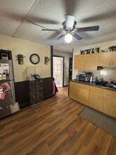 27 Pleasant St in Templeton, MA - Building Photo - Building Photo