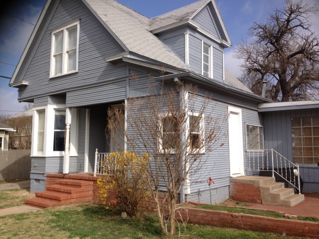 208 W Watts St in El Reno, OK - Building Photo - Building Photo