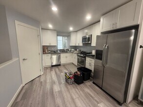 11304 Corliss Ave N in Seattle, WA - Building Photo - Building Photo