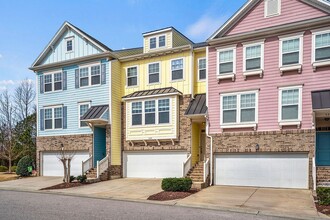 529 Metro Sta in Apex, NC - Building Photo - Building Photo