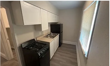 1222 E Thompson Rd in Indianapolis, IN - Building Photo - Building Photo