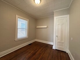 32 Laburnam Crescent in Rochester, NY - Building Photo