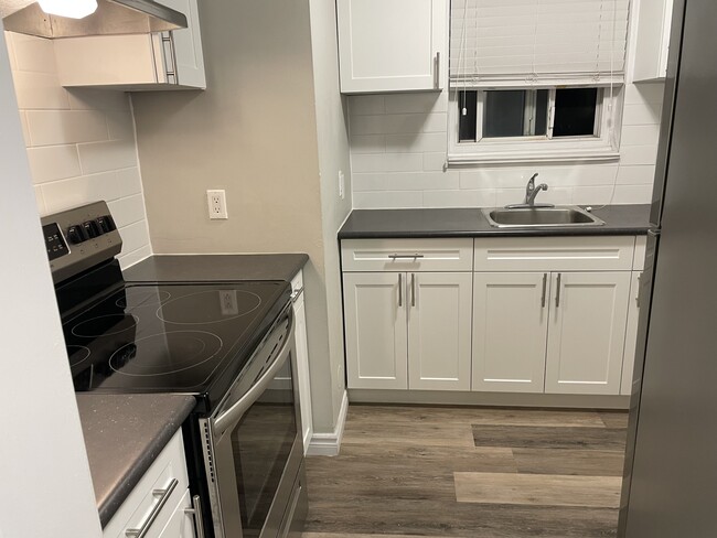 property at 464 Elizabeth St