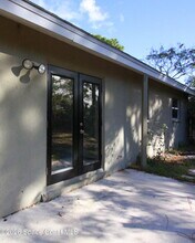 3325 Elizabeth St in West Melbourne, FL - Building Photo - Building Photo