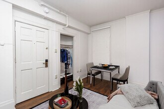 735 Taylor in San Francisco, CA - Foto de edificio - Building Photo