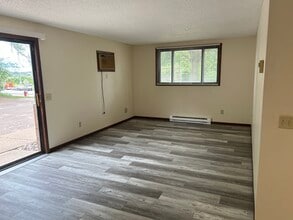 2908 Birch St in Eau Claire, WI - Foto de edificio - Building Photo