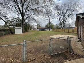 760 Queensbury Dr in Montgomery, AL - Foto de edificio - Building Photo