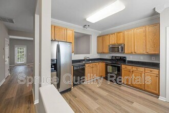 505 Huron Rd in Raleigh, NC - Building Photo - Building Photo