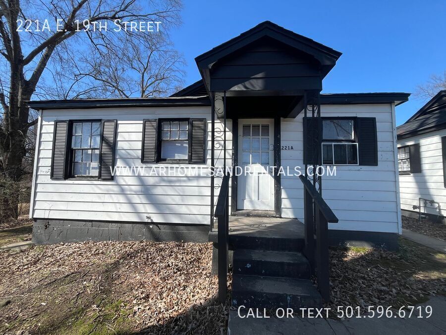 221 E 19th St in North Little Rock, AR - Building Photo