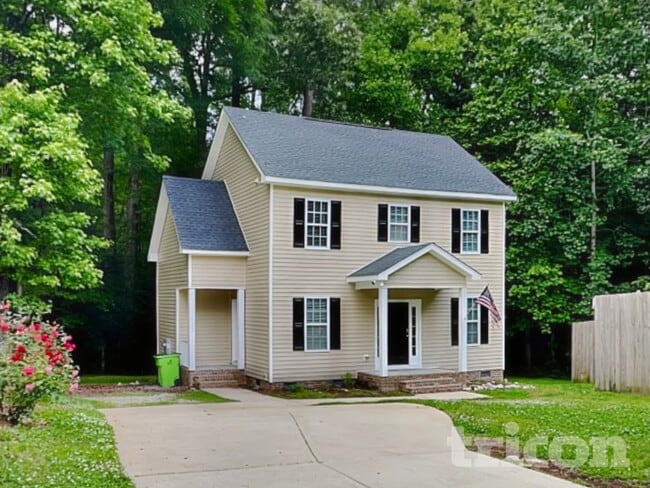 1218 Azalea Dr in Zebulon, NC - Foto de edificio - Building Photo