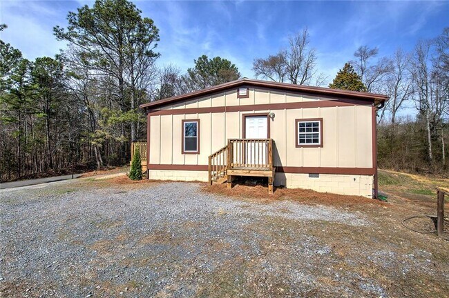 838 Spring Place Rd NE in White, GA - Building Photo - Building Photo