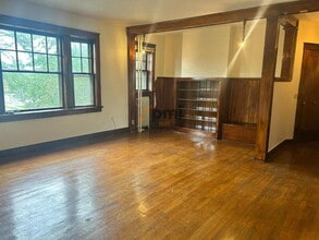 710 Perry St in La Porte, IN - Building Photo - Building Photo