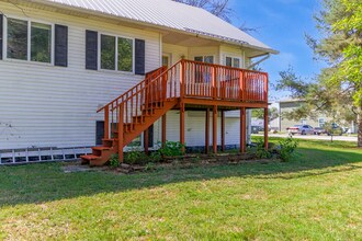 707 E Brick St in Centralia, MO - Building Photo - Building Photo
