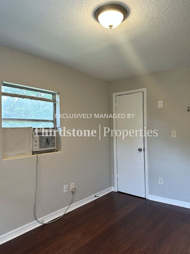 7320 Smyrna St in Jacksonville, FL - Building Photo - Building Photo