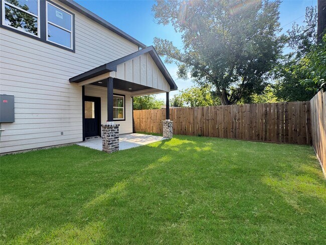 property at 5427 Bellfort Ct