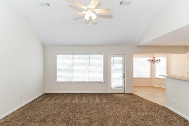 1224 Whistler Dr in Cordova, TN - Foto de edificio - Building Photo