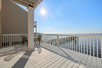 9 Mashes Sands Rd in Panacea, FL - Building Photo - Building Photo
