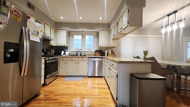 6453 Springhouse Cir in Clifton, VA - Building Photo - Building Photo