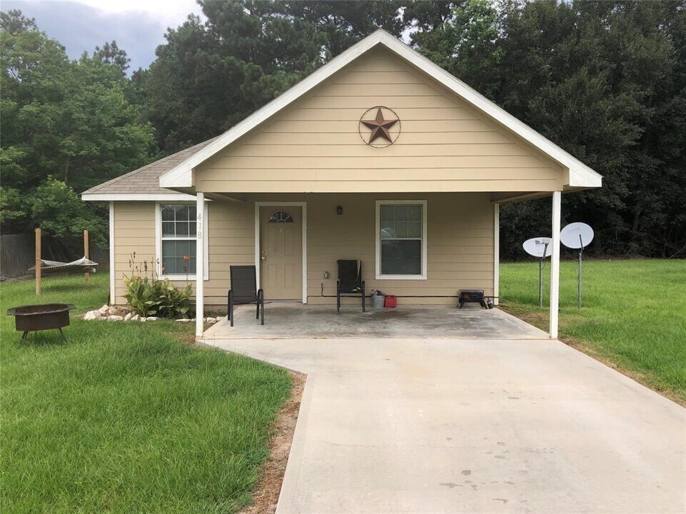 408 County Rd 2269 in Cleveland, TX - Building Photo
