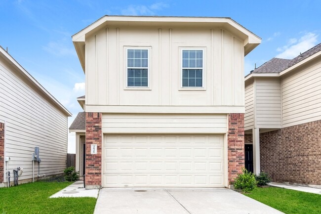 property at 2626 Camrola Wy