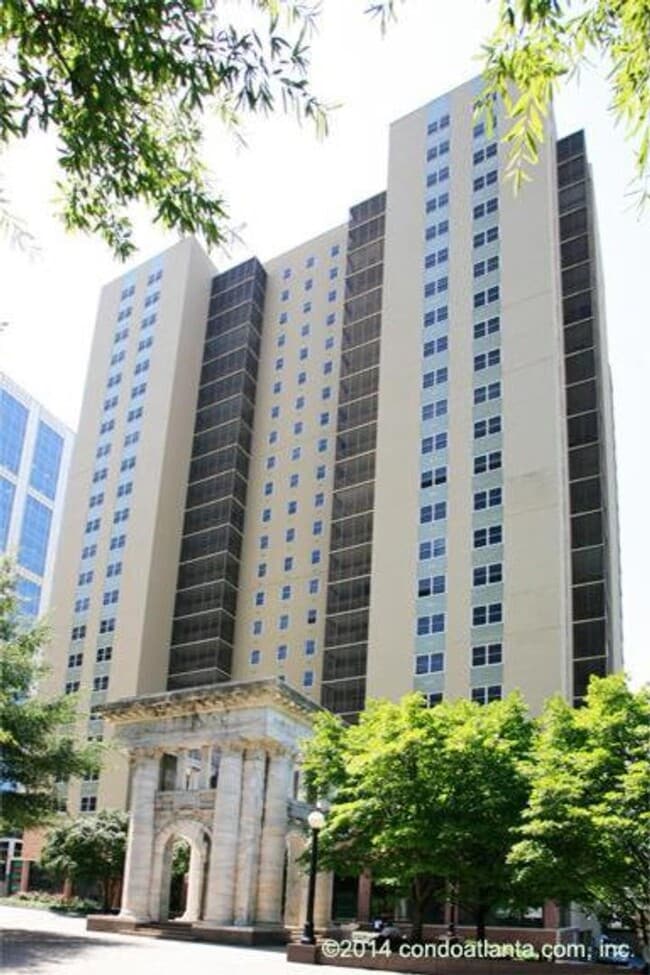 property at 300 W Peachtree St NW