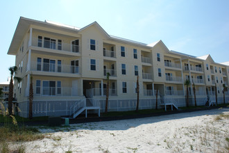 Gulf Island Condominiums in Navarre, FL - Building Photo - Building Photo