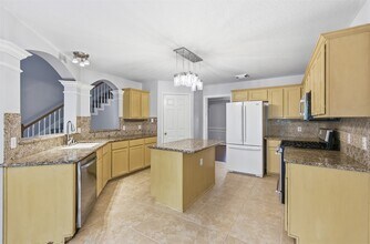 24815 Butterwick Dr in Spring, TX - Building Photo - Building Photo