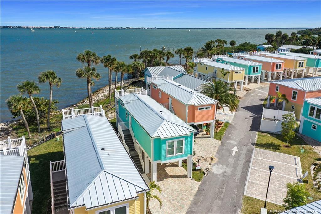 2506 Heron Way in Jensen Beach, FL - Building Photo