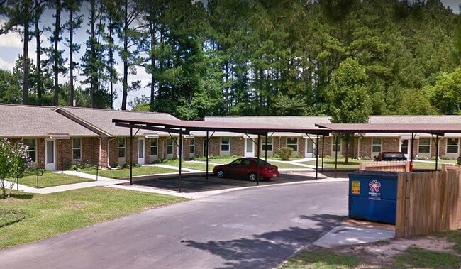 property at 101 S Bogle Rd