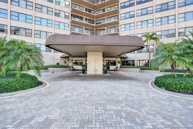 3800 Galt Ocean Dr, Unit 314 in Fort Lauderdale, FL - Building Photo - Building Photo