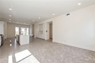 16158 Summer Sky Pl in Irvine, CA - Building Photo - Building Photo