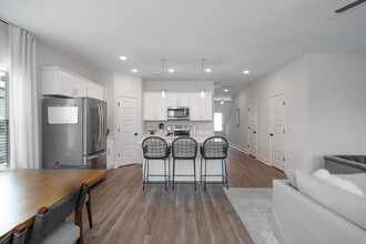 1801 Townhomes in Antioch, TN - Building Photo - Interior Photo