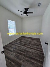 269 Chisholm Trail in Reno, TX - Building Photo - Building Photo
