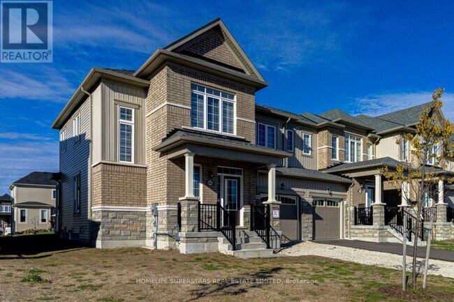 69 Central Sq Blvd in Wasaga Beach, ON - Building Photo - Building Photo