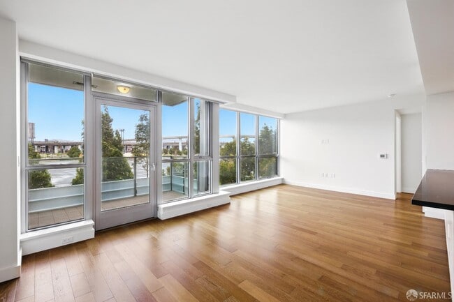 property at 718 Long Bridge St