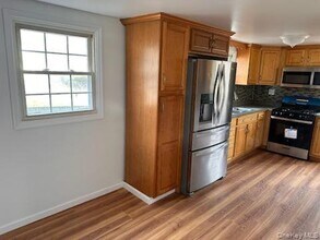 23 Linden Dr in Newburgh, NY - Building Photo - Building Photo