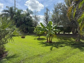 1203 Scarlet Oak Cir in Vero Beach, FL - Building Photo - Building Photo
