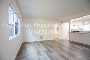 24 27th Pl in Los Angeles, CA - Building Photo
