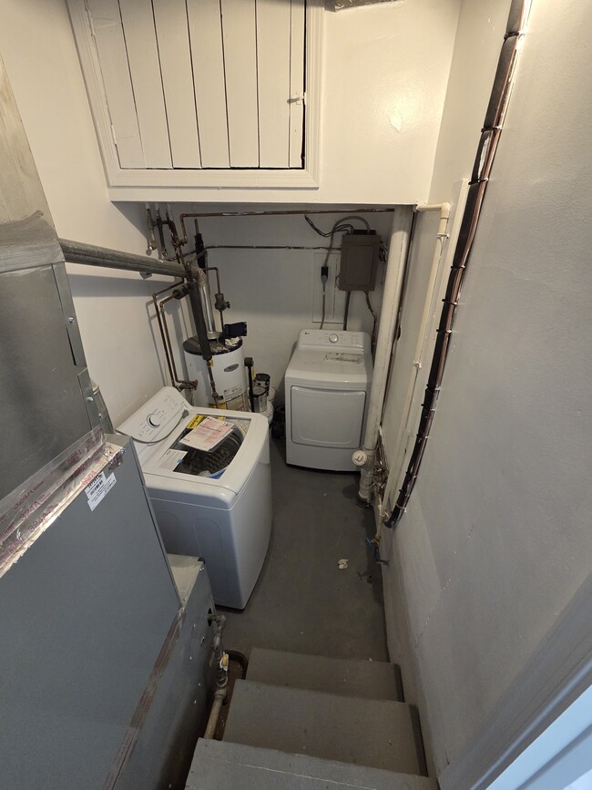 2717 Bookert Dr in Baltimore, MD - Building Photo - Building Photo