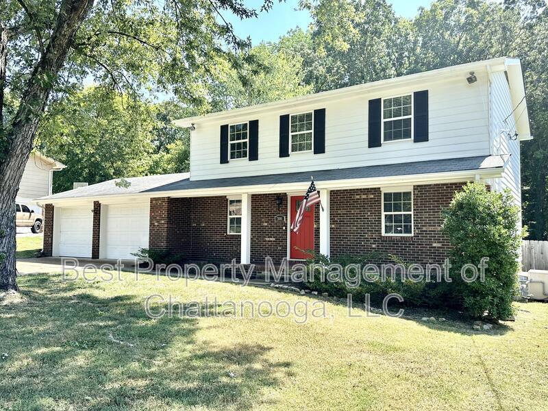 7806 Celeste Ln in Hixson, TN - Building Photo