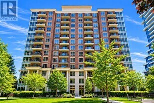 1103 Leslie St in Toronto, ON - Building Photo