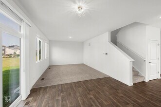 714 Juniper St in Oswego, IL - Building Photo - Building Photo