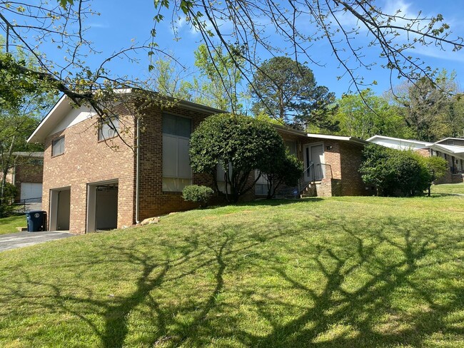property at 3416-3418 Gail Dr