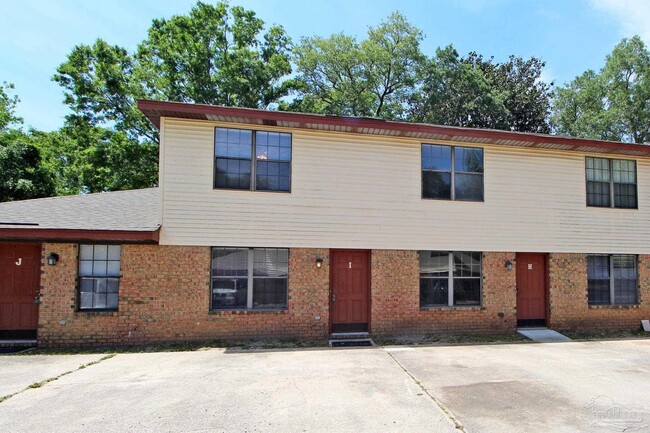 1455 Acorn Ln